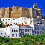 GRECIA SAGRADA: SAN JUAN, EL APOCALIPSIS Y LOS GRANDES SANTUARIOS DE GRECIA Atenas – Tinos – Hosios Loukas – Meteora – Patras – Corinto – Patmos – Atenas (12 días / 11 noches)