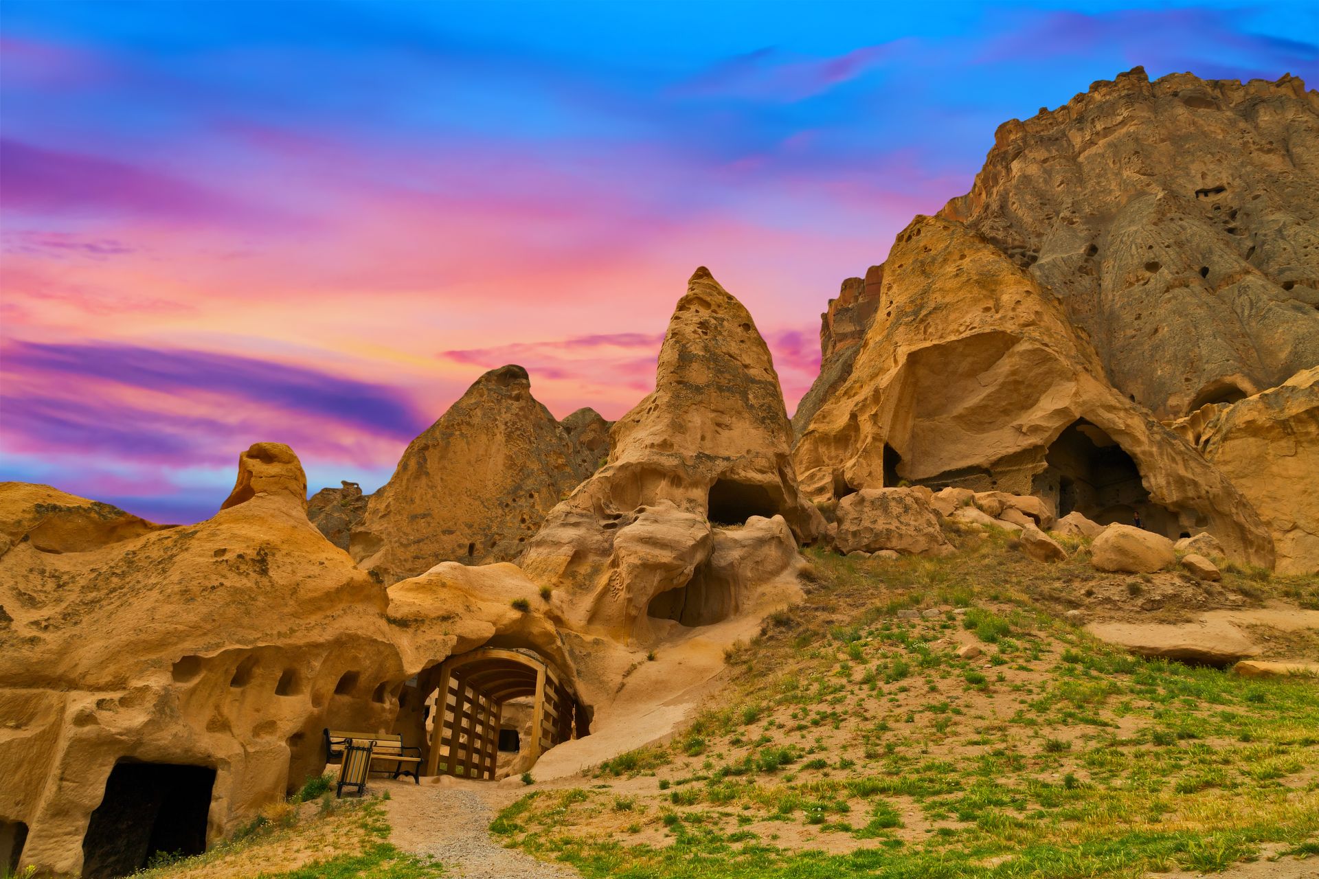CAPPADOKIA Goreme National Park. Urgup, Goreme, Guzelyurt and Uchisar TURKEY