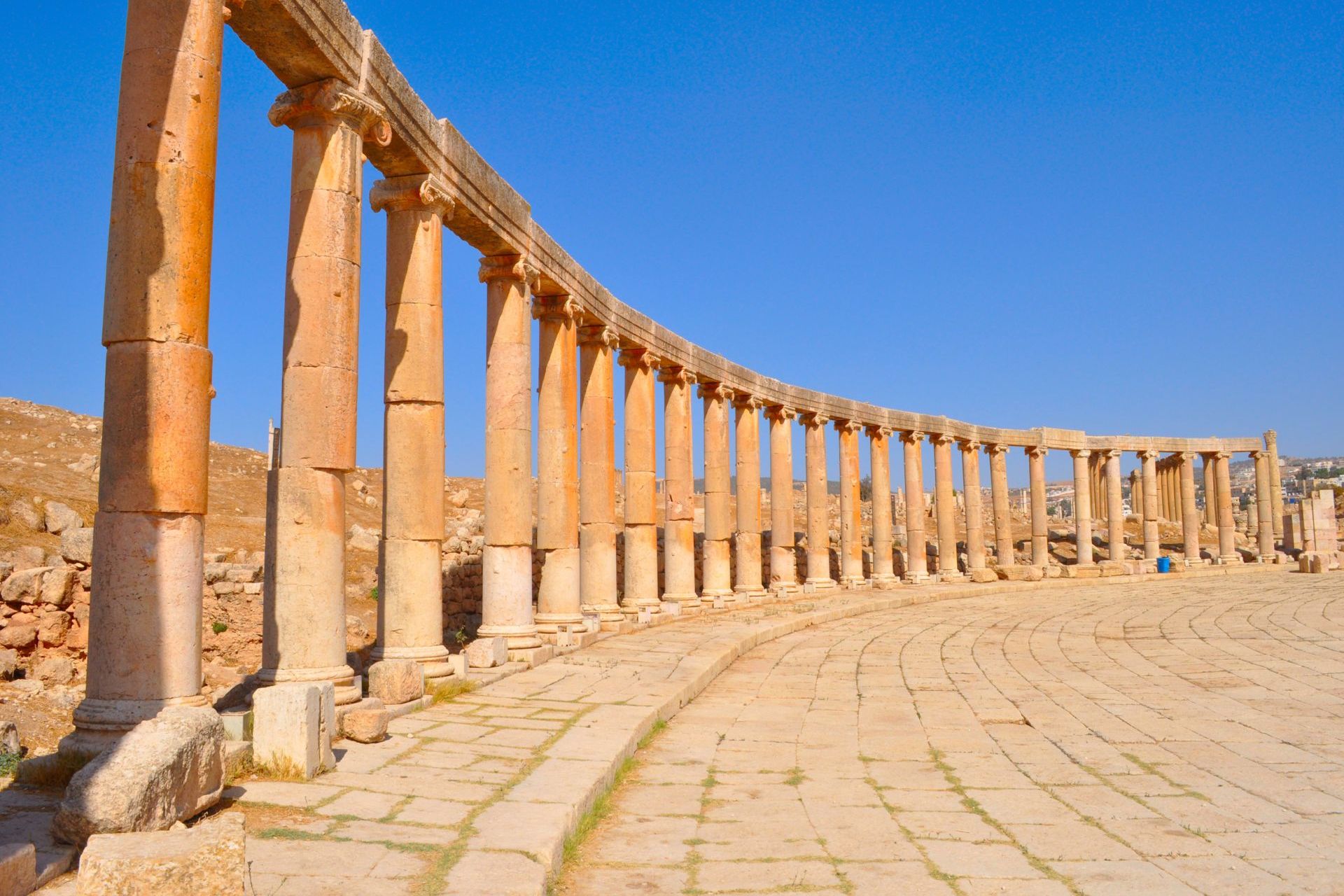 JORDAN Oval plaza in ancient city of Jerash