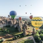 GRECIA Y TURQUÍA, ENTRE DIOSES, IMPERIOS Y CHIMENEAS DE HADAS De la Acrópolis, Santorini y los monasterios de Meteora a Estambul y los paisajes mágicos de Capadocia (16 días / 15 noches)