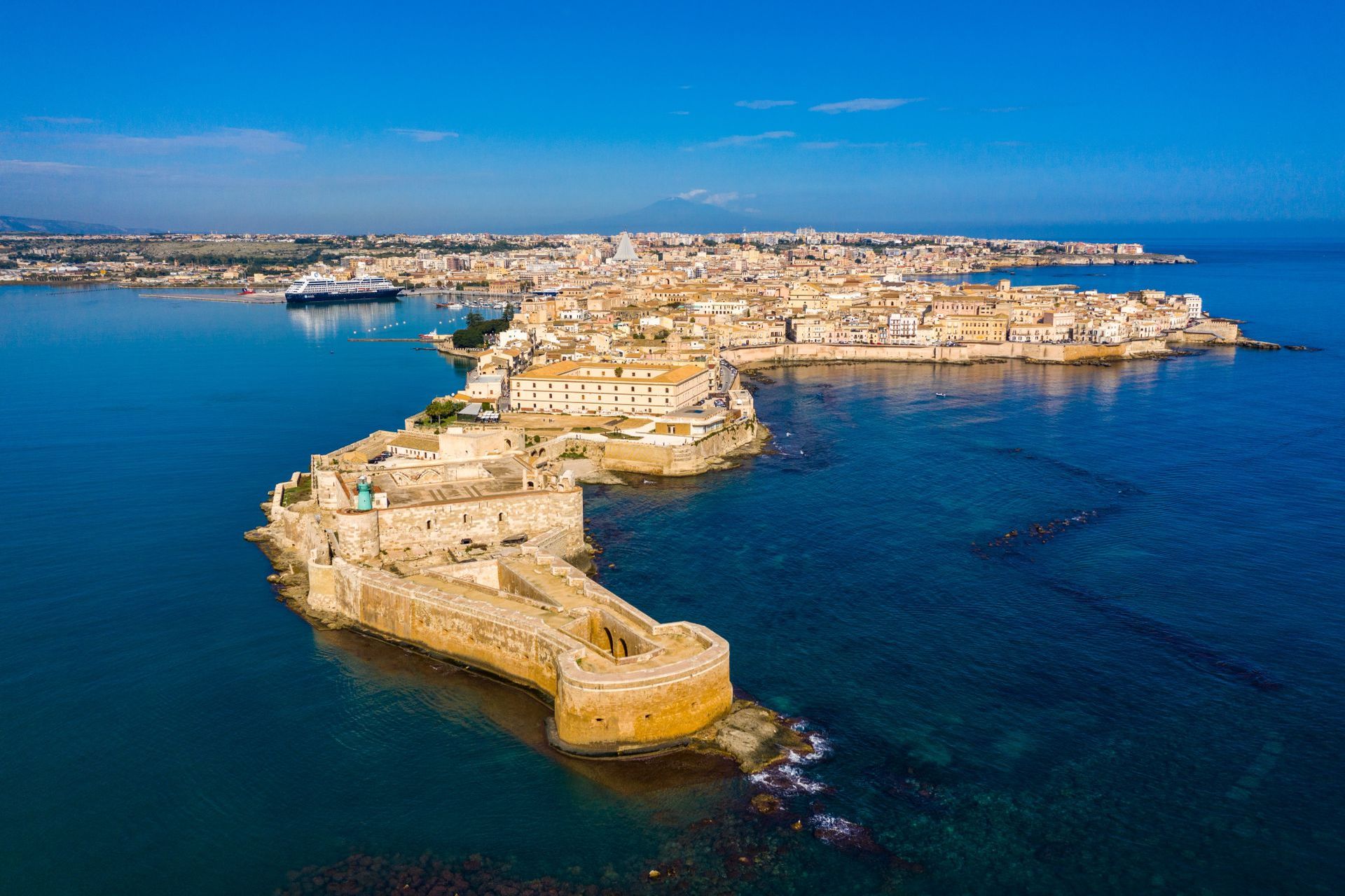 Siracusa,,Ortigia,Island,From,The,Air,,Sicily,,Italy.,Isola,Di