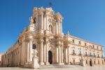 TRAS LAS HUELLAS DE SAN PABLO: GRECIA E ITALIA De Filipos, Tesalónica y Corinto a Siracusa, Pozzuoli y Roma (15 dias / 14 noches)