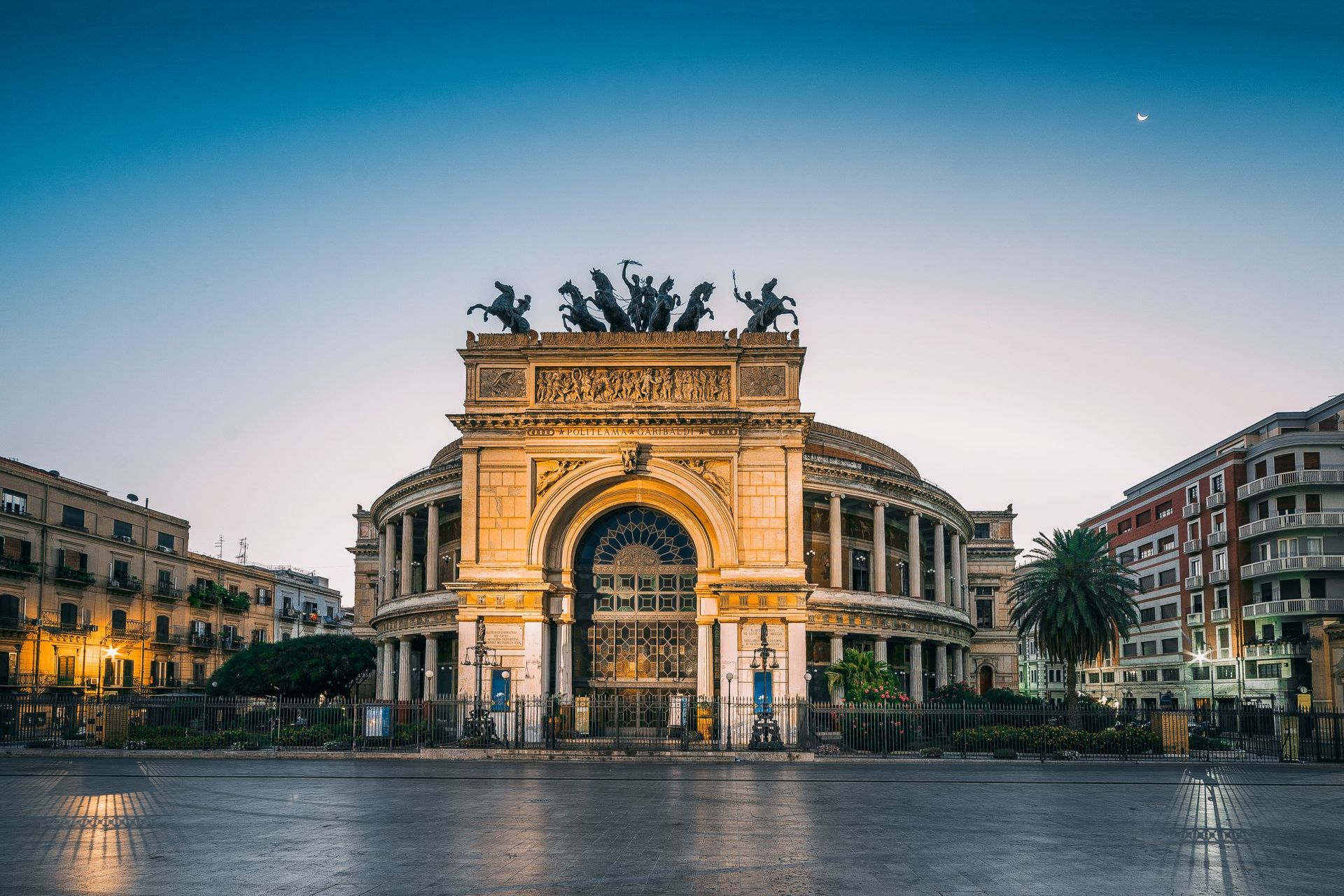 The,Morning,View,Of,The,Politeama,Garibaldi,Theater,In,Palermo,
